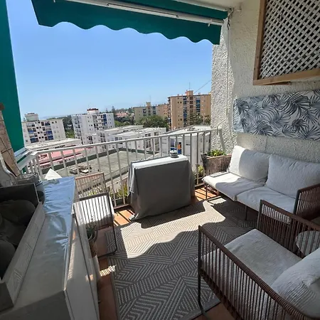 Lovely Double Bedroom For Women Only In Marbella Center Quarto em Acomodações Particulares Marbella